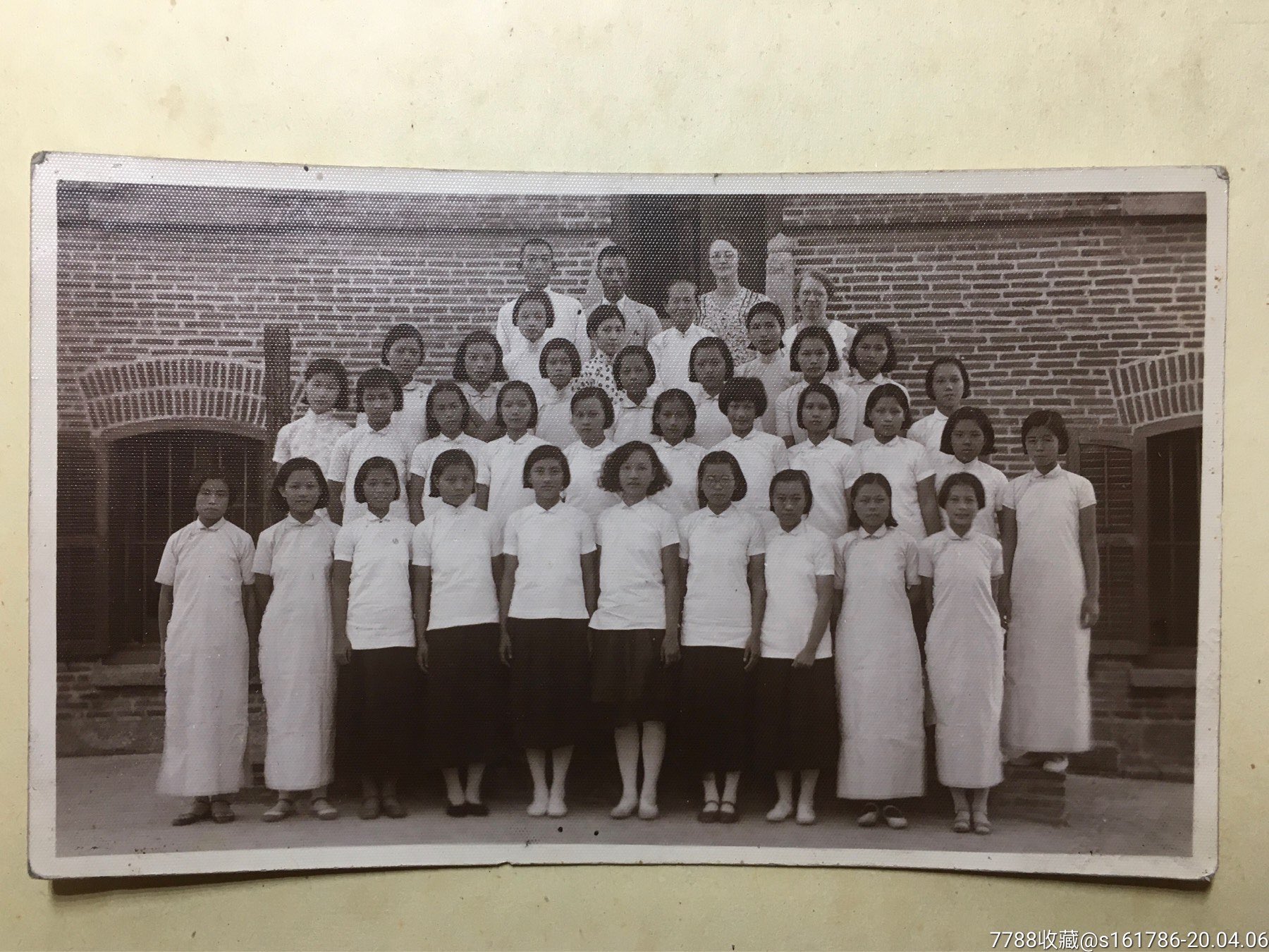 厦门鼓浪屿救世医院护士学校医务人员及风景合影_老照片_厦门小鱼旧货