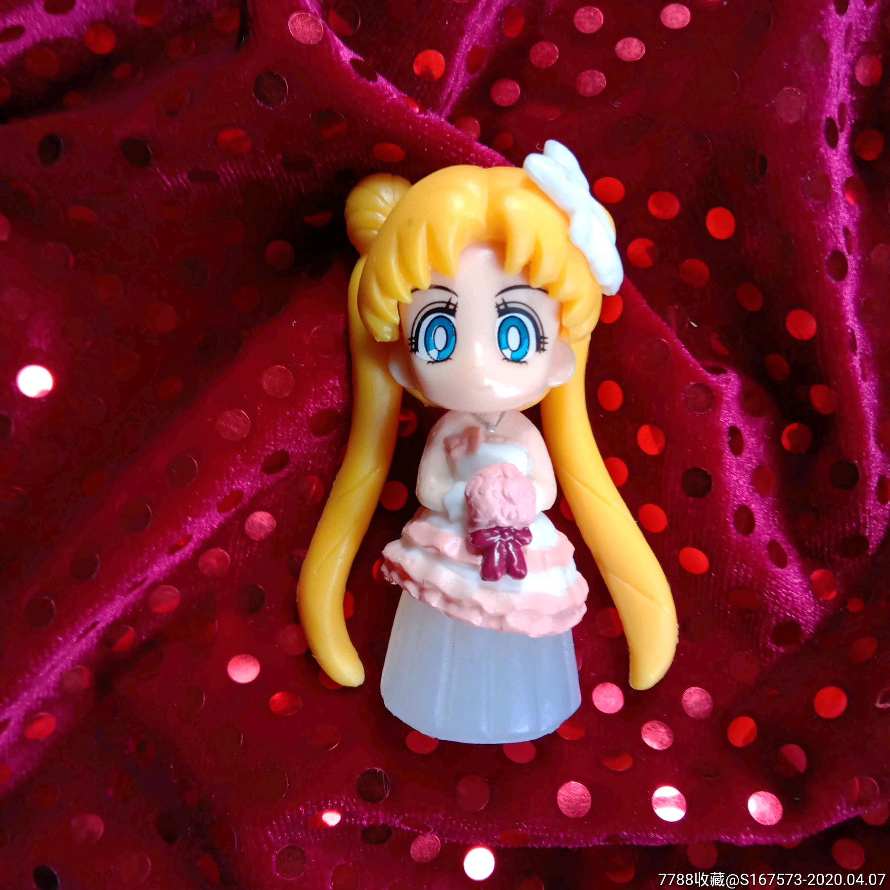 玩具手伴类长辫美女