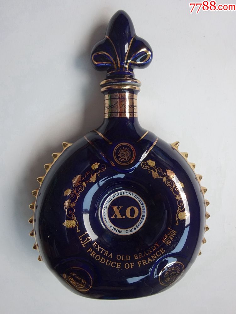 皇家至尊xo白兰地陶瓷酒瓶