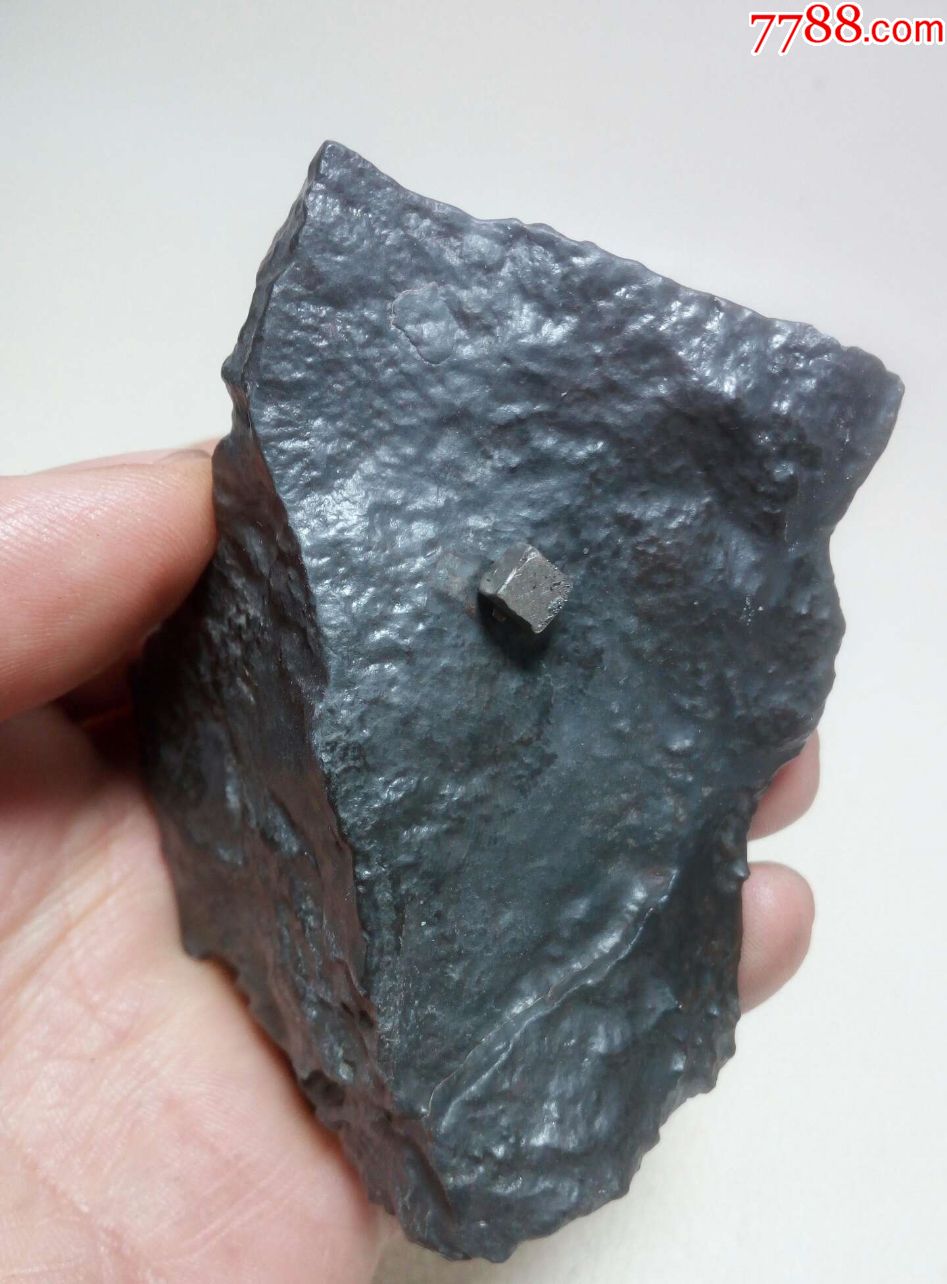 3801强磁新疆铁陨石陨铁457克