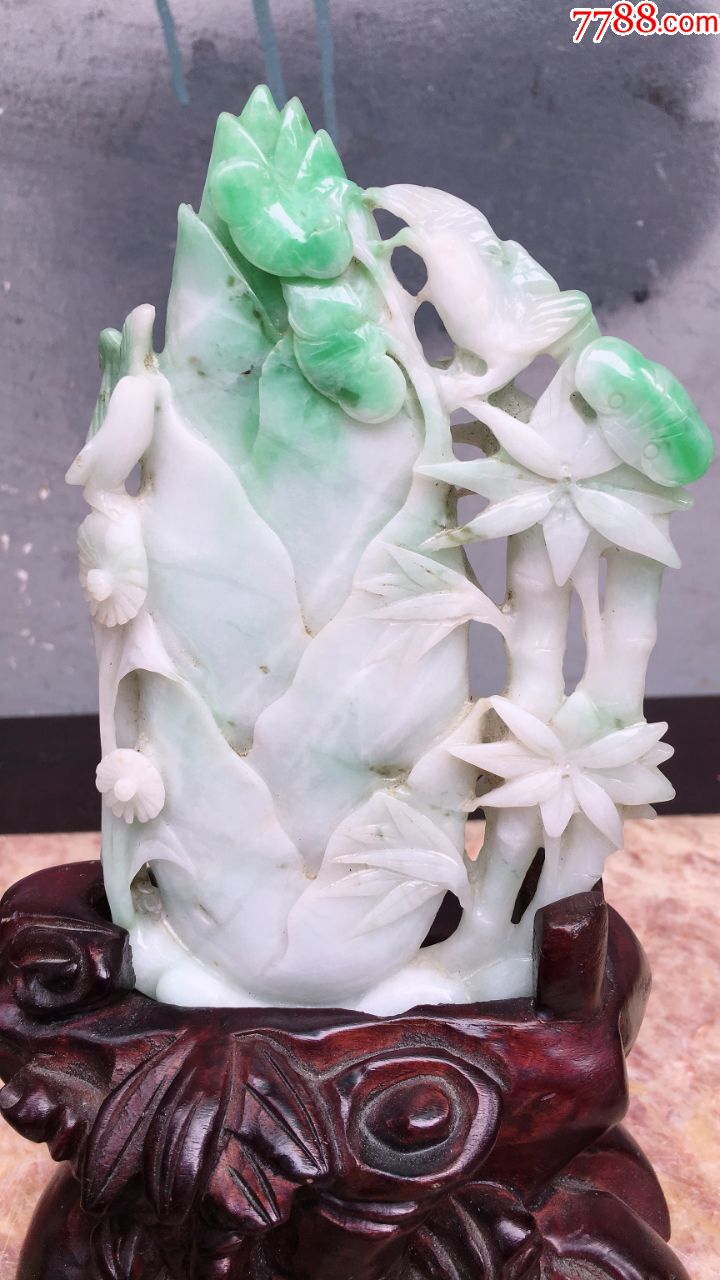 缅甸翡翠a货老坑冰糯种飘绿节节高配底座水润精雕翡翠玉竹摆件