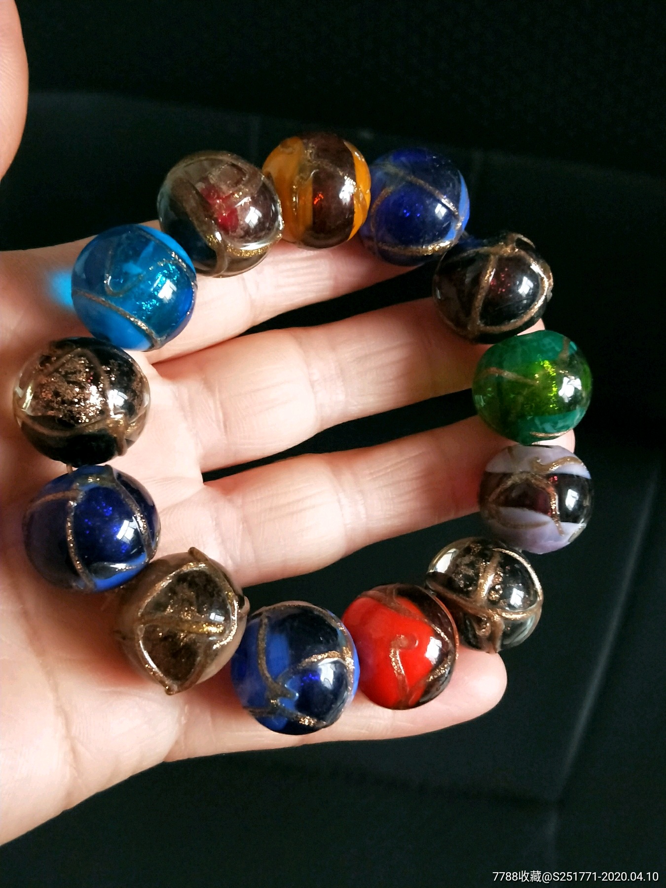民国时期套料粉金琉璃手钏_琉璃珠/球【金鱼阁】_第5张_7788琉璃收藏