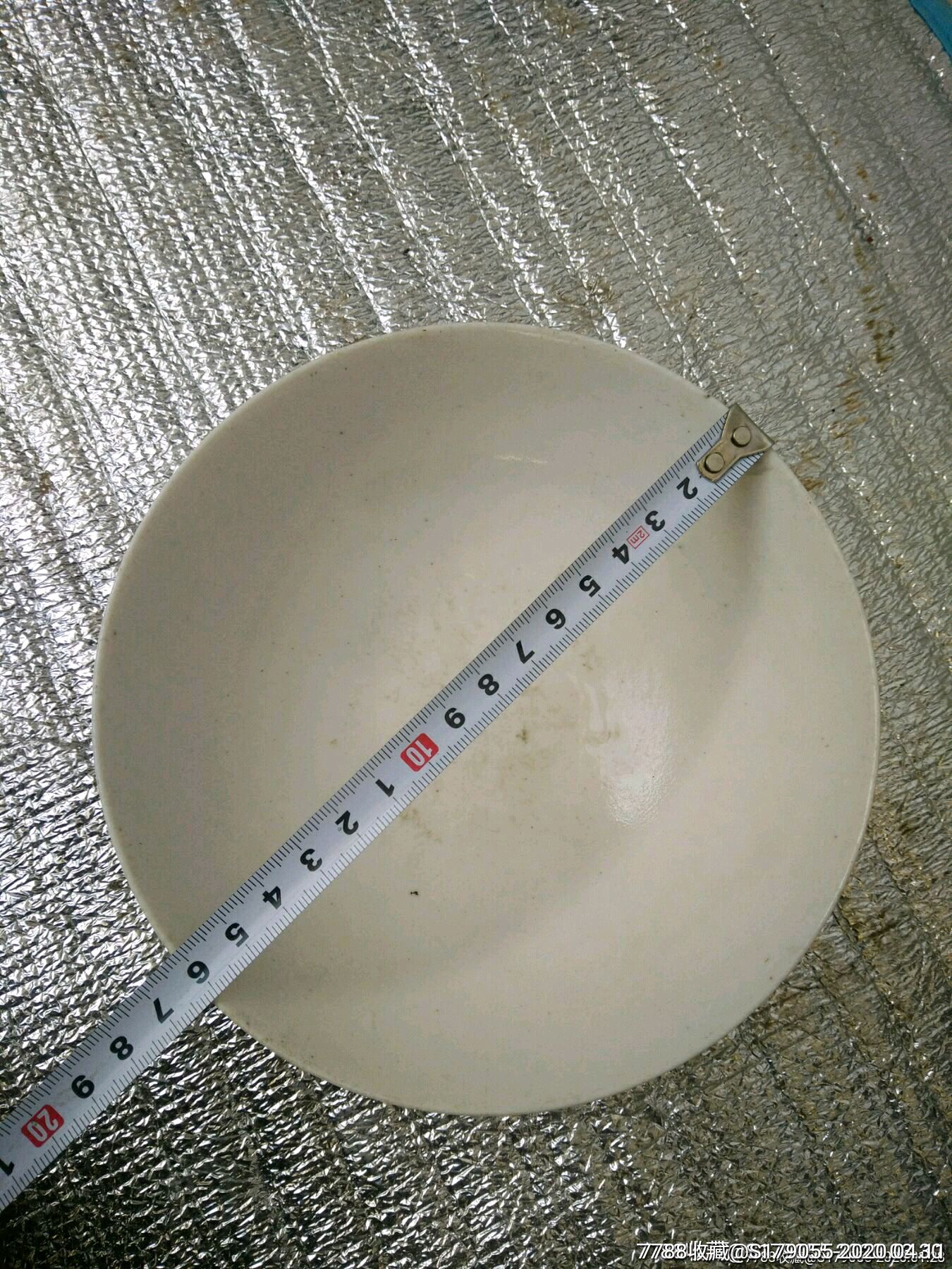 手绘花卉细瓷碗