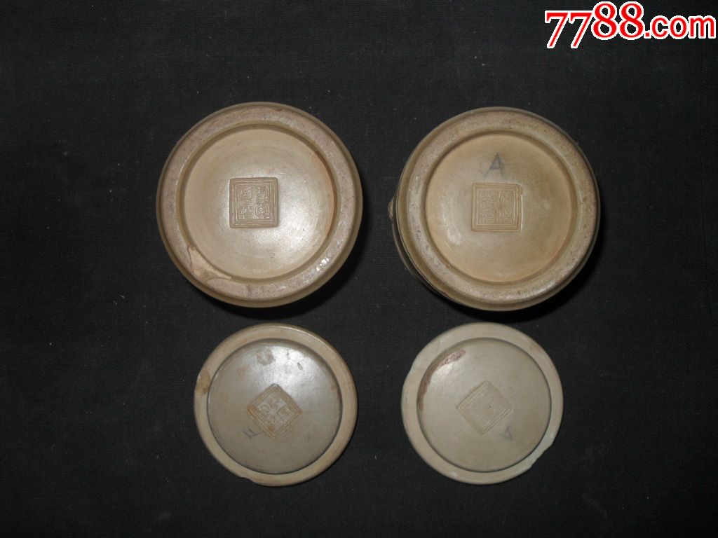 天津郭老五(郭景立)25年前制作的蟋蟀配罐一对(品相见图)