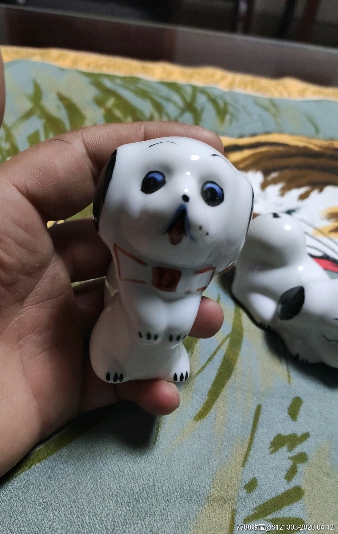 一对小狗狗摆件_彩绘瓷/彩瓷_第2张_7788瓷器