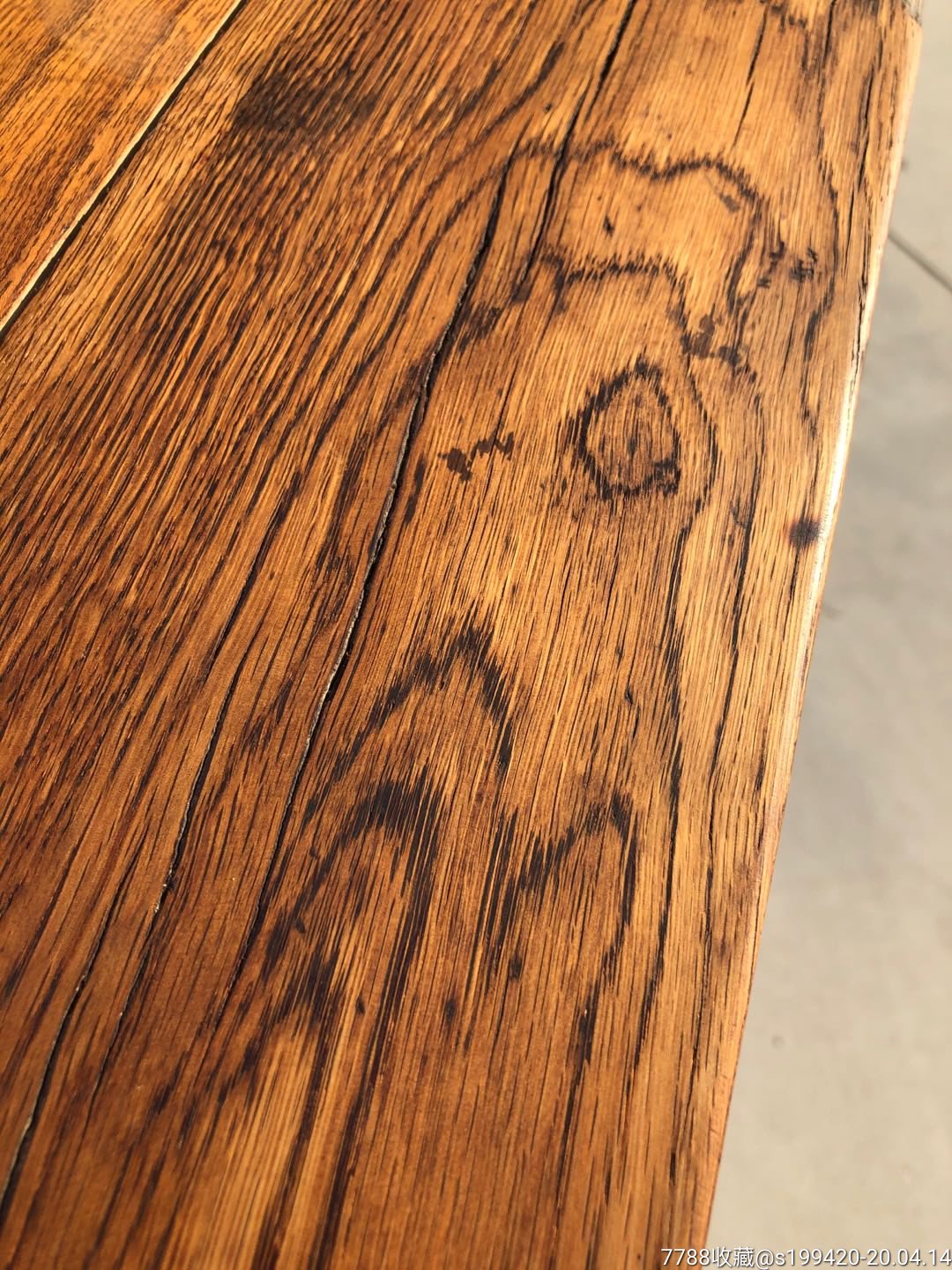 清代,紫榆茶桌三件套,尺寸如图,全品牢固,入手就可使用.