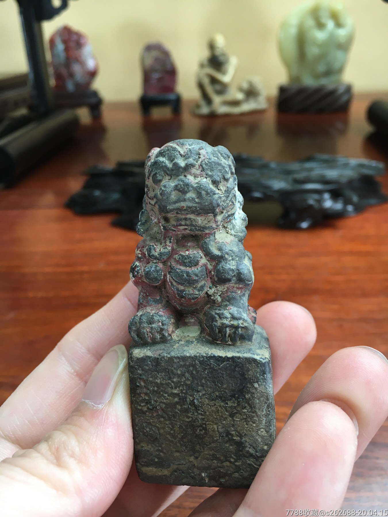 晚清老铜铁錾刻醒狮钮印印章