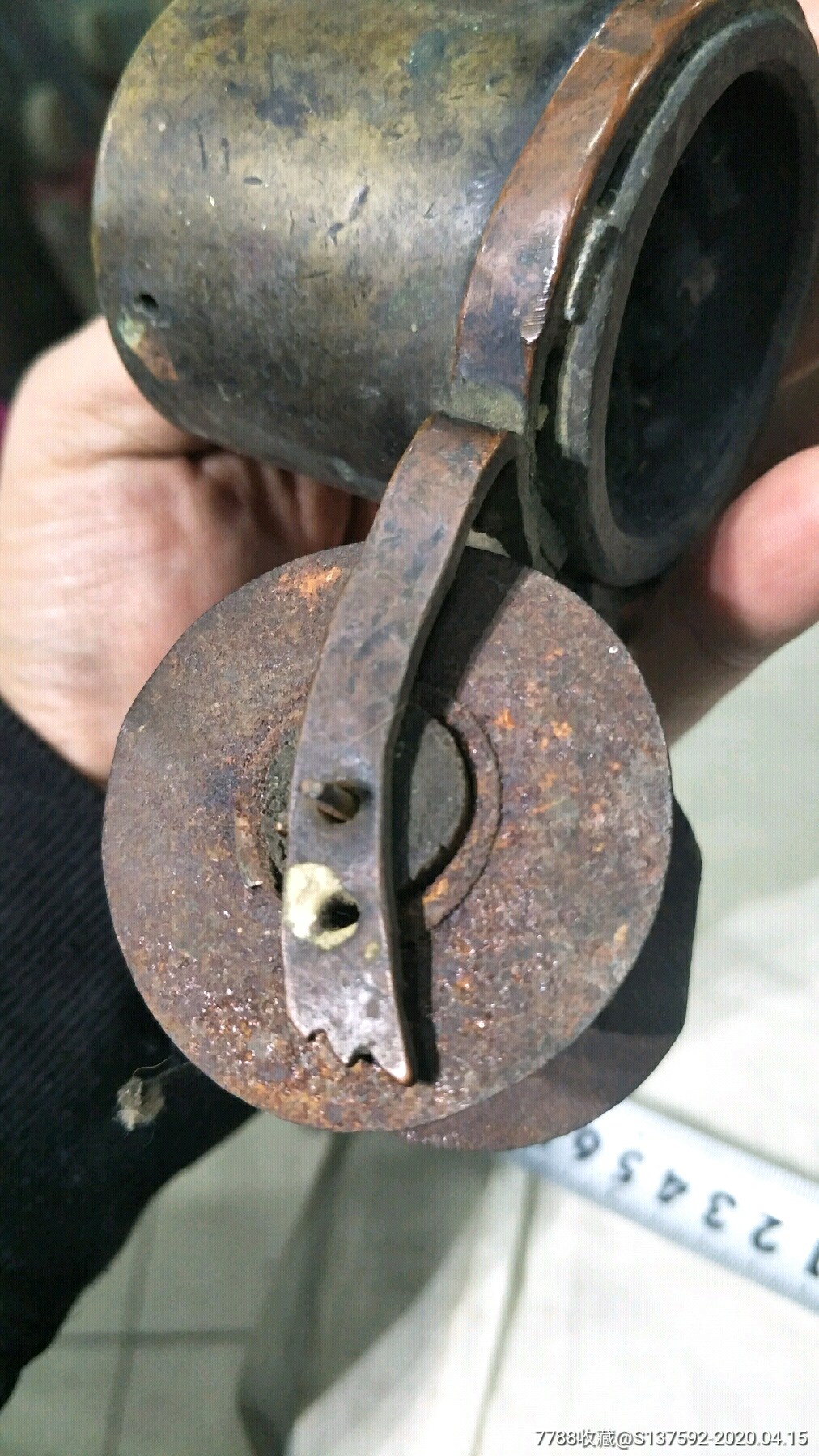 民国时期铜墨斗,两边带大钱