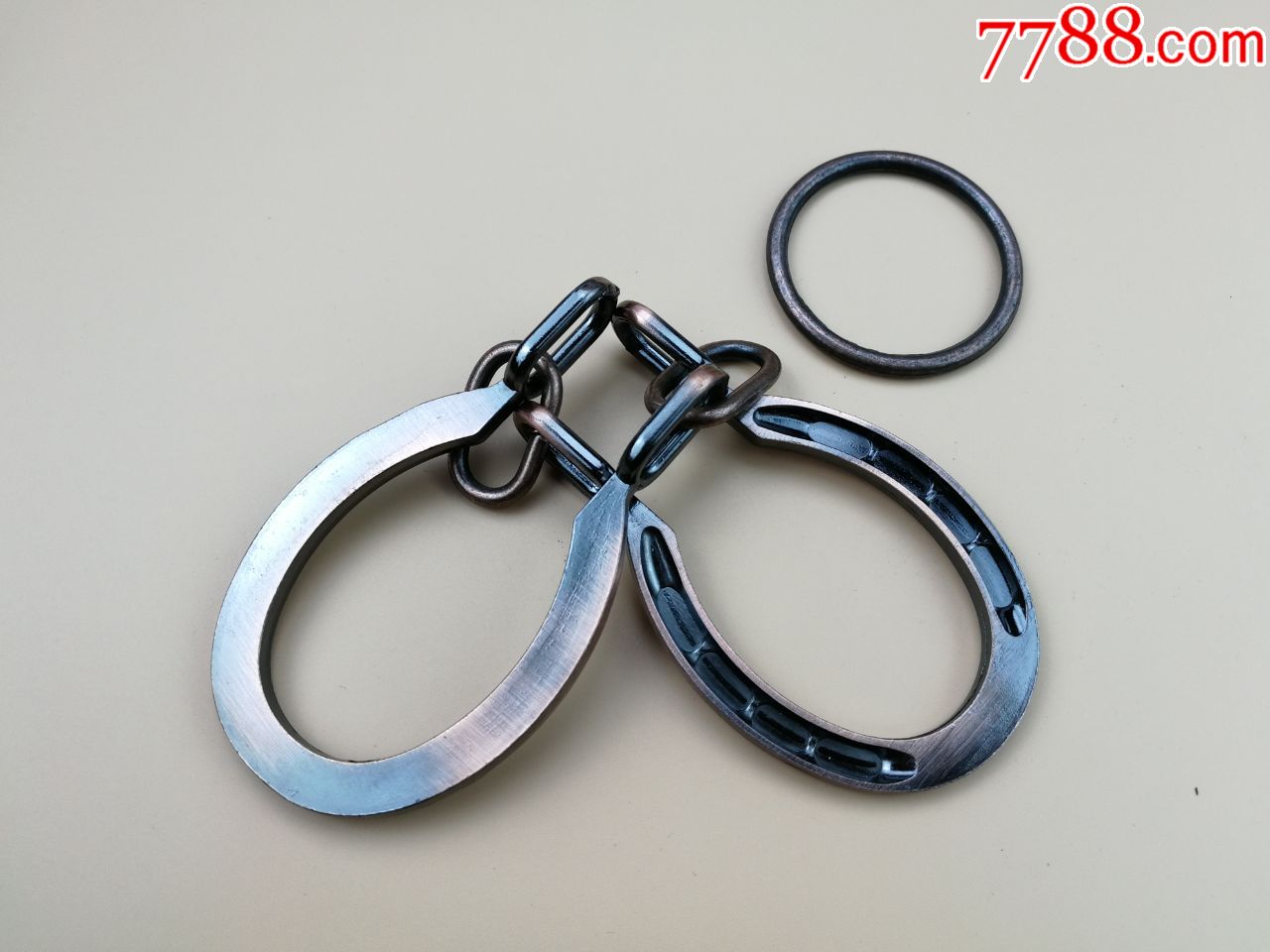 巧环魔环马蹄连环中国传统智力玩具中国风