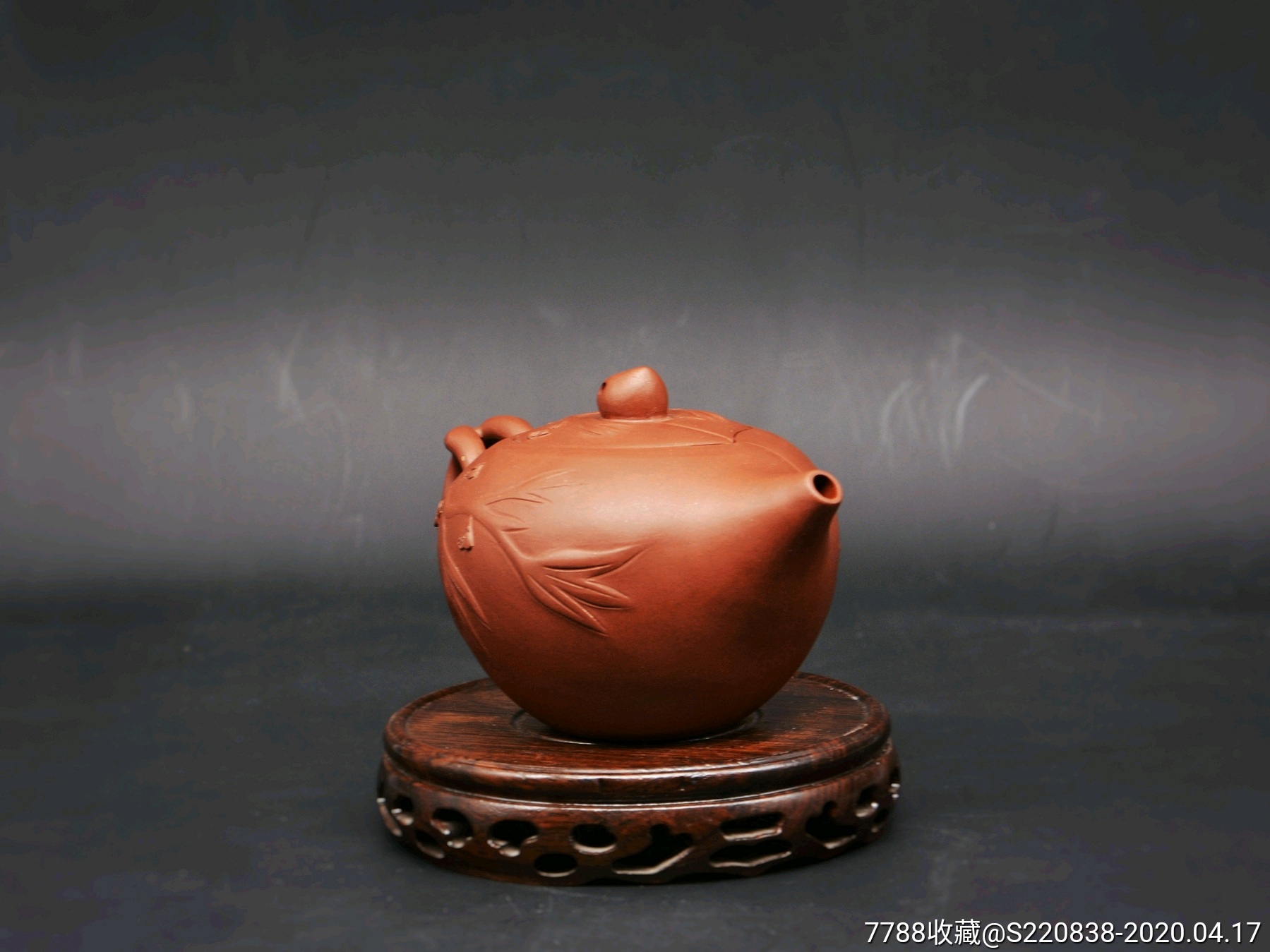 紫砂二厂九十年代李玲纯全手工本山紫泥寿桃紫砂壶