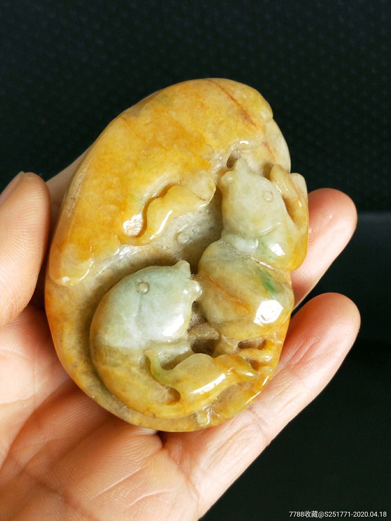 民国时期黄翡年年有余手把件