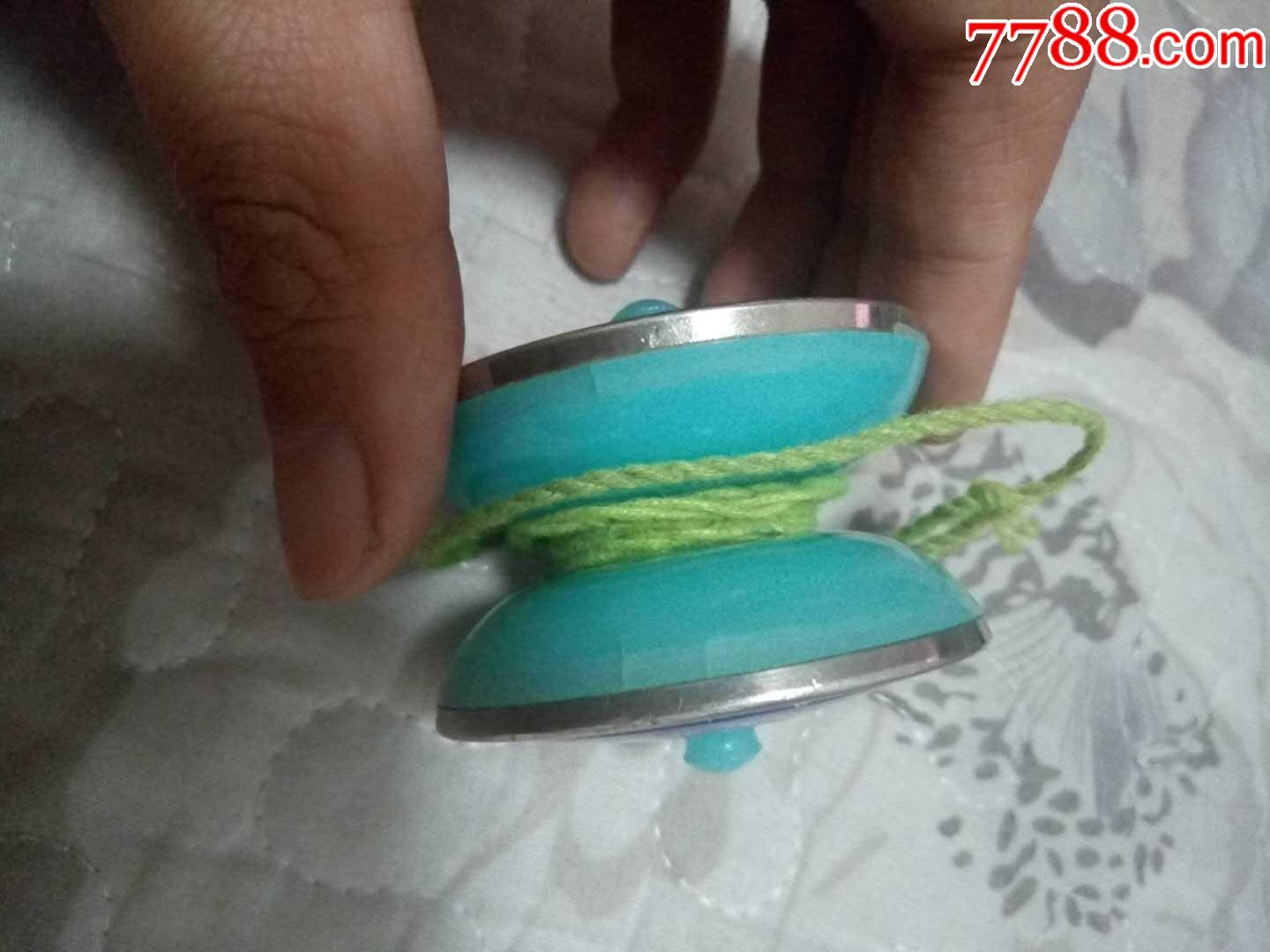 奥迪双钻audrey宇际天秤悠悠球玩具