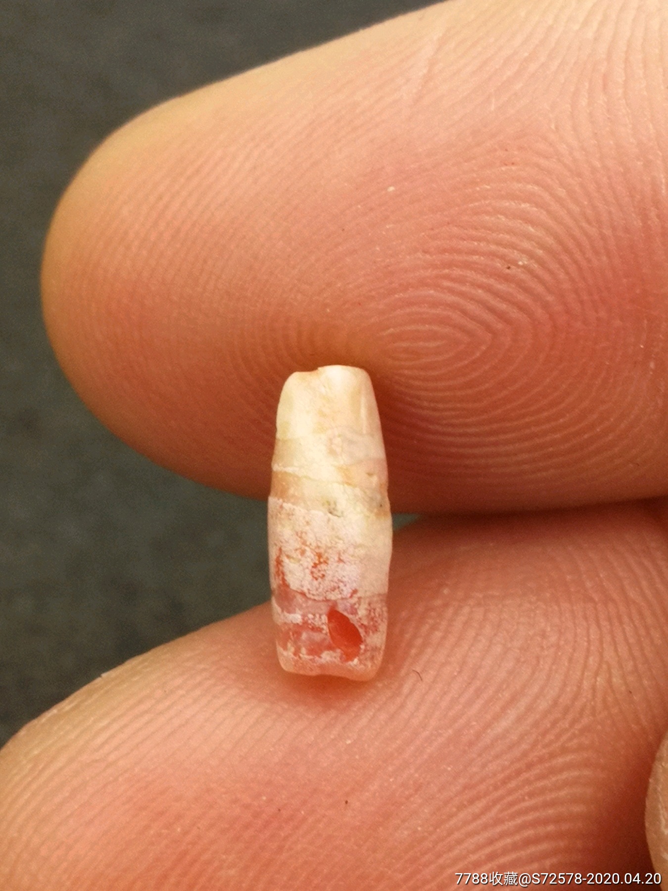 千年四线蚀花红玉髓,玛瑙_第1张_7788玛瑙收藏