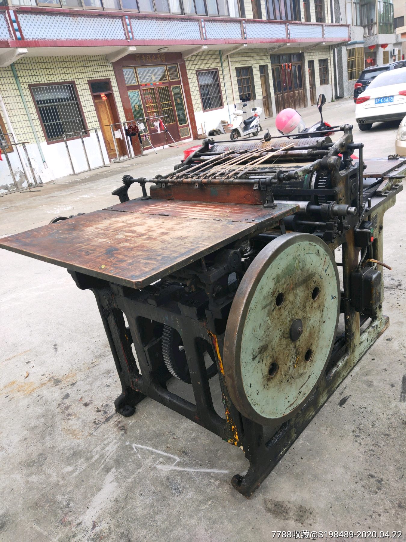 老式上海凸版印刷机图片