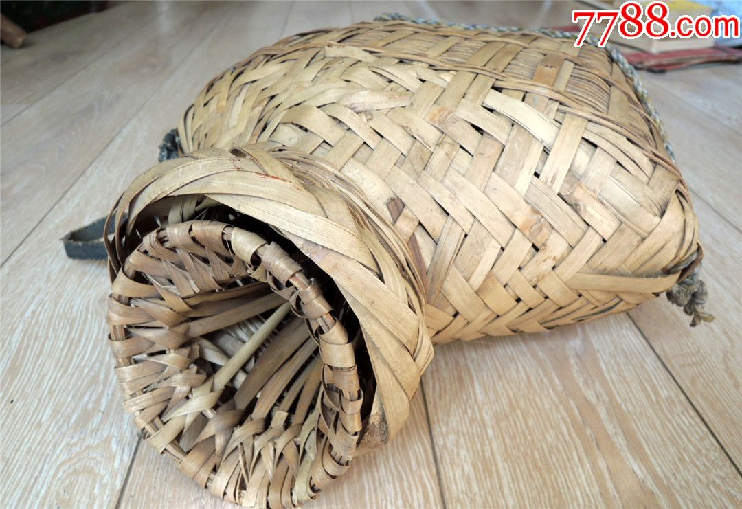 民俗收藏2004边疆早期纯手工竹编大号捕鱼鱼篓多层花口精美编制
