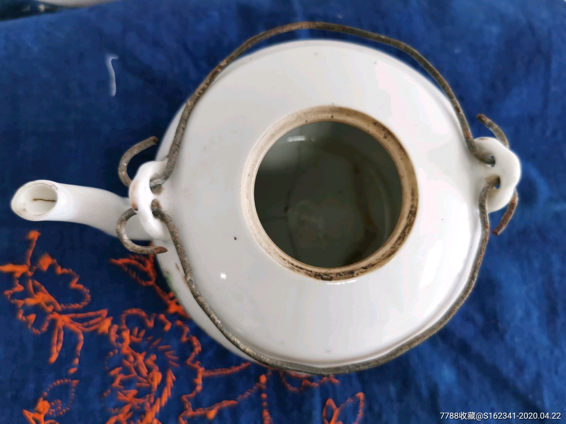 清代瓷器浅绛彩花鸟壶