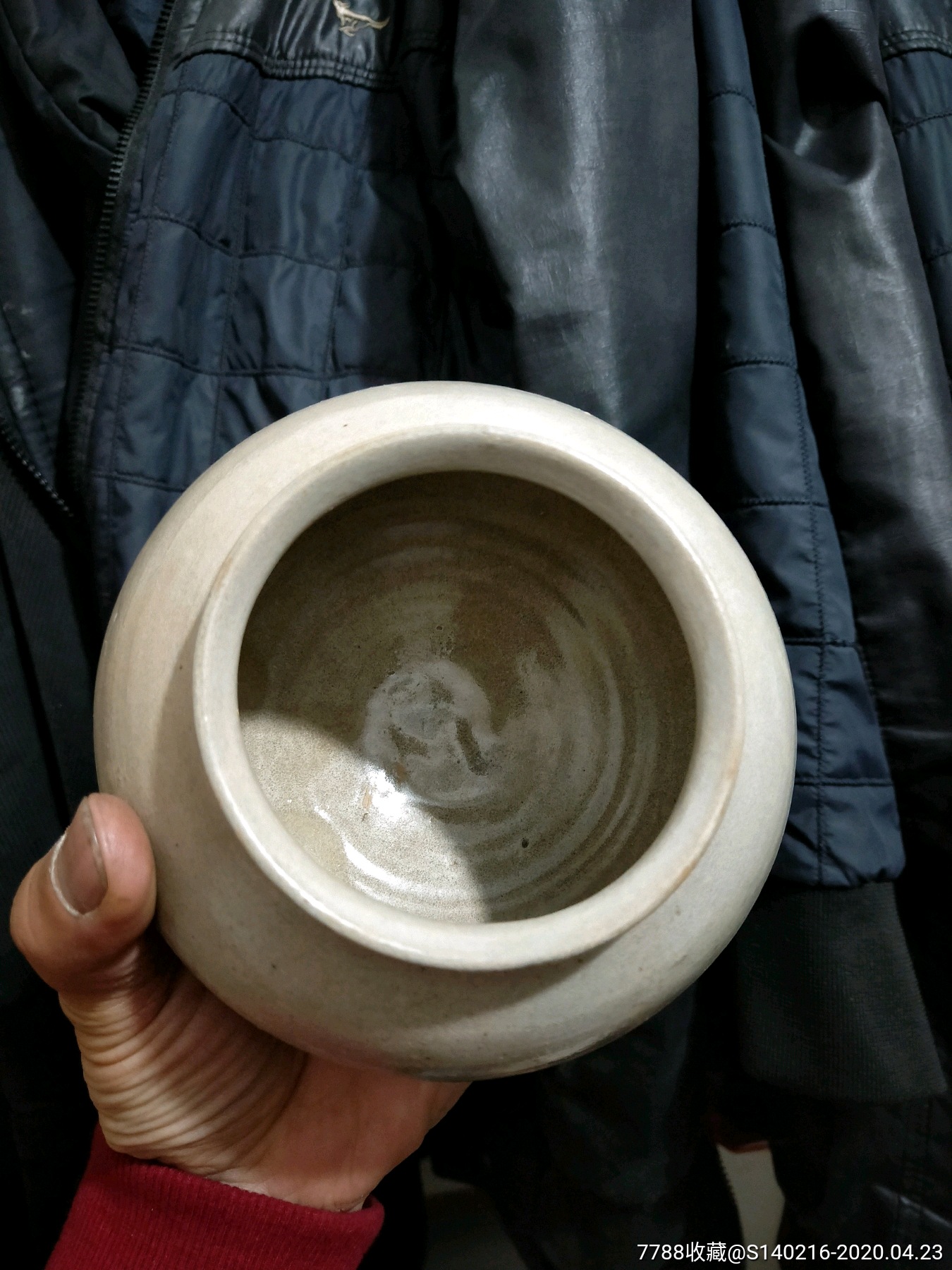 李朝白月亮罐