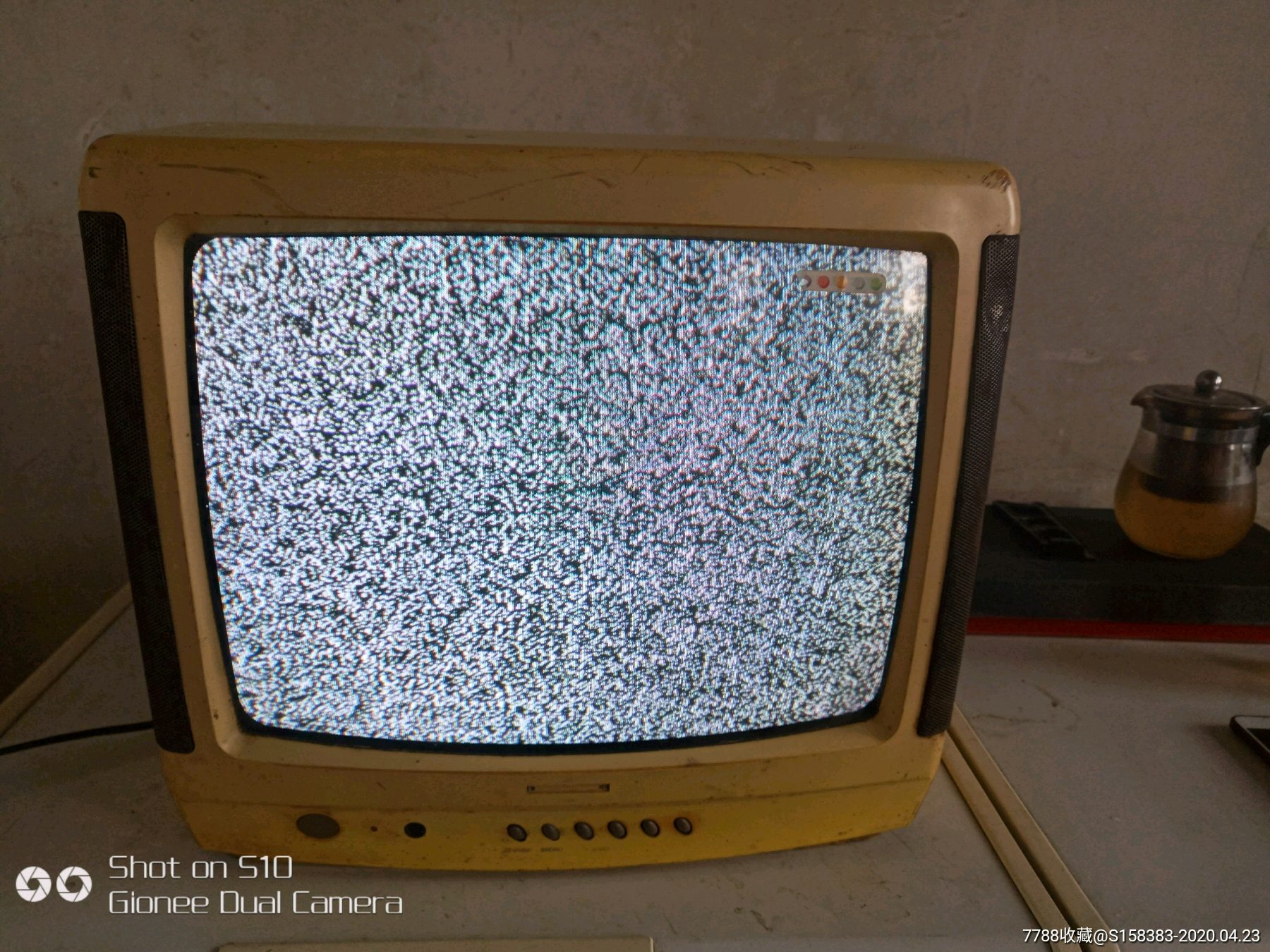 2000年康佳彩色电视机图片
