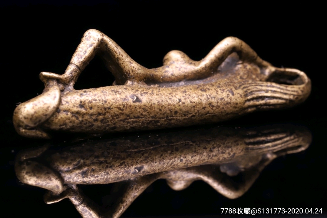 黄铜材质纯手工敲打錾刻巨阳神挂件高4.6宽1.6㎝重约14克