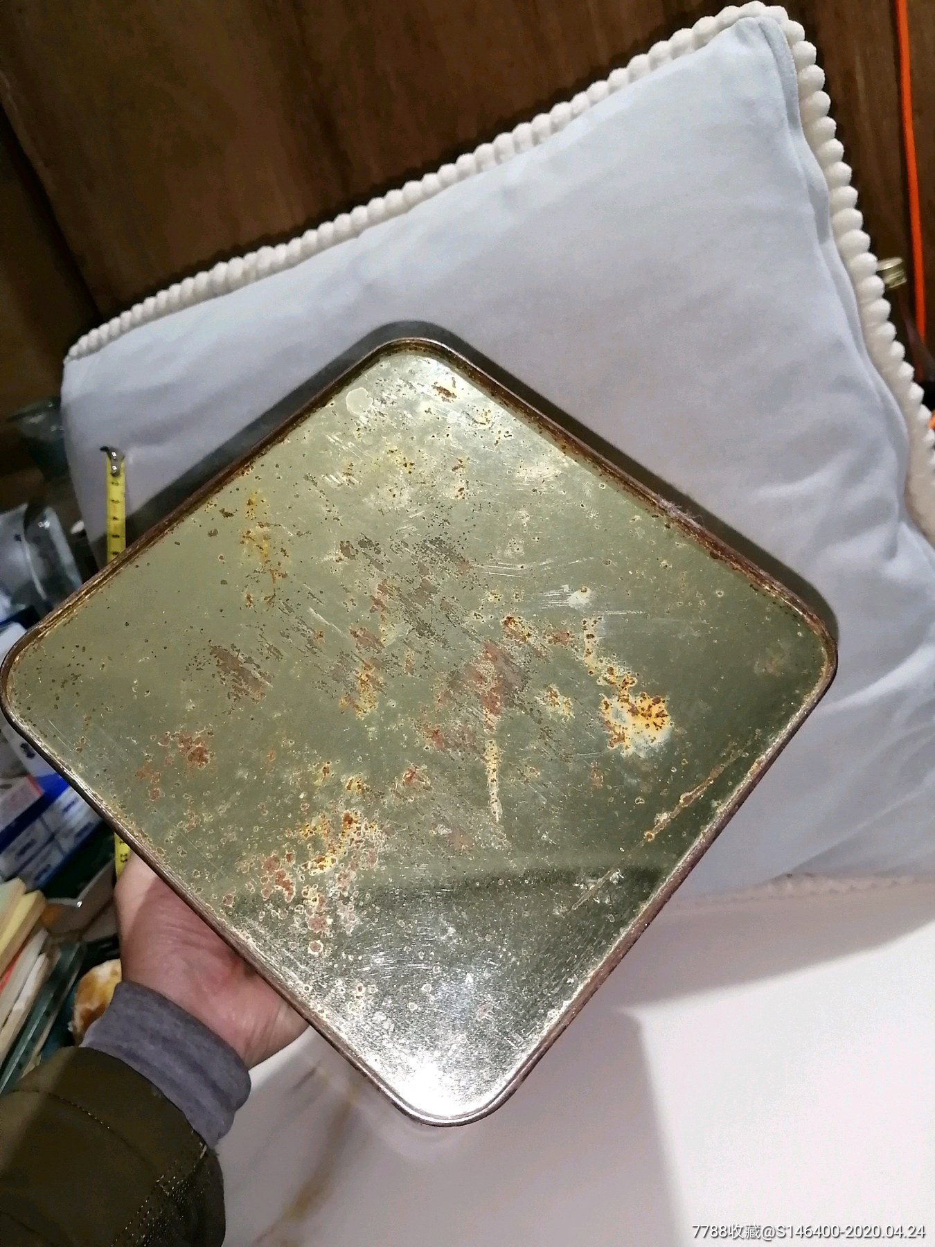 80年代双喜饼干盒子(上海益民食品四厂出品)