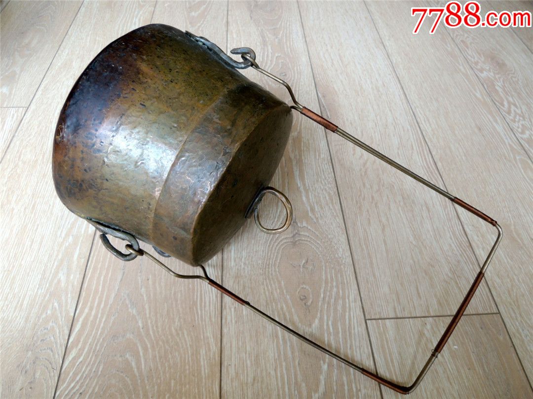 马帮收藏200402-民国茶马古道手工制老包浆高提梁大号紫铜行军锅1kg