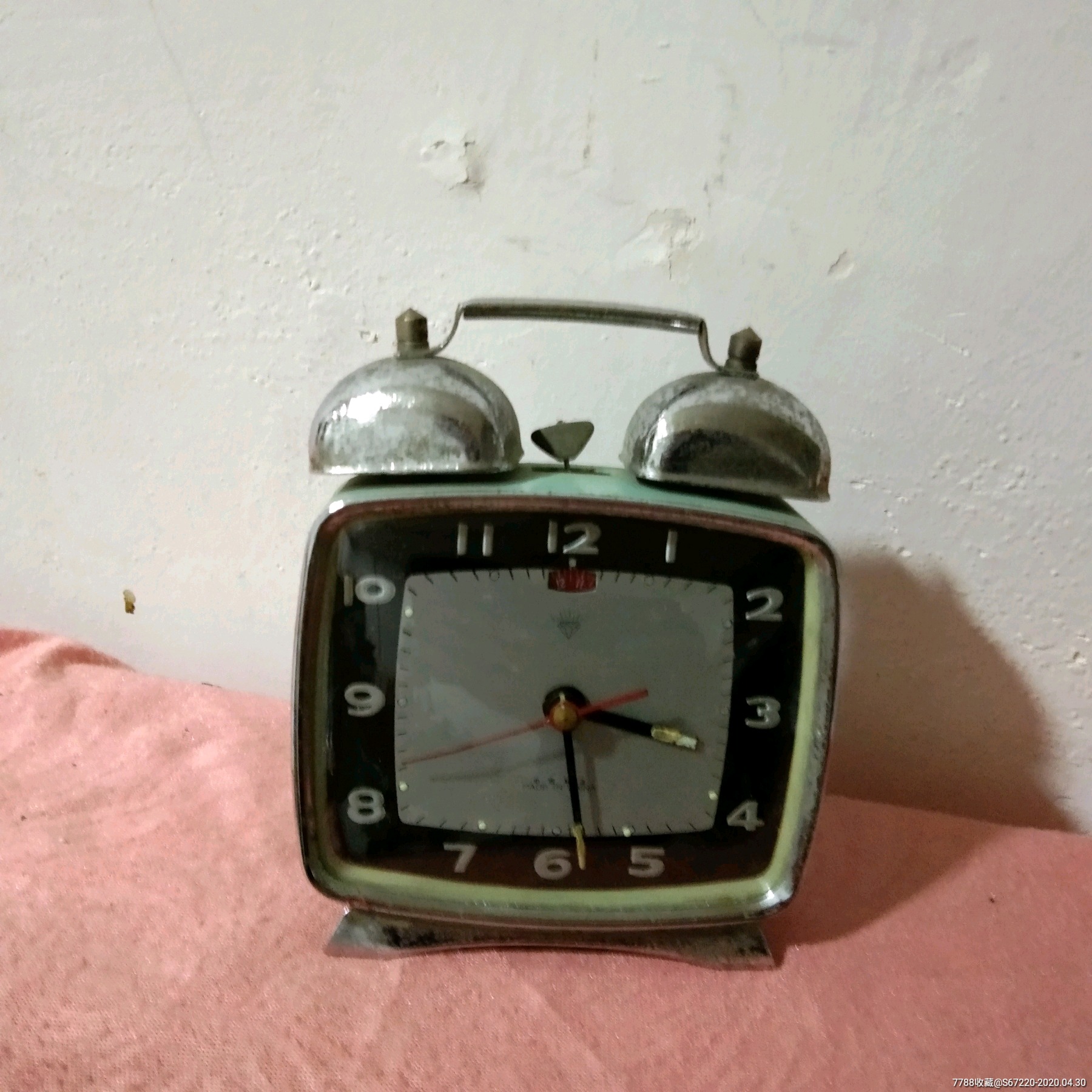 钻石牌机械闹钟