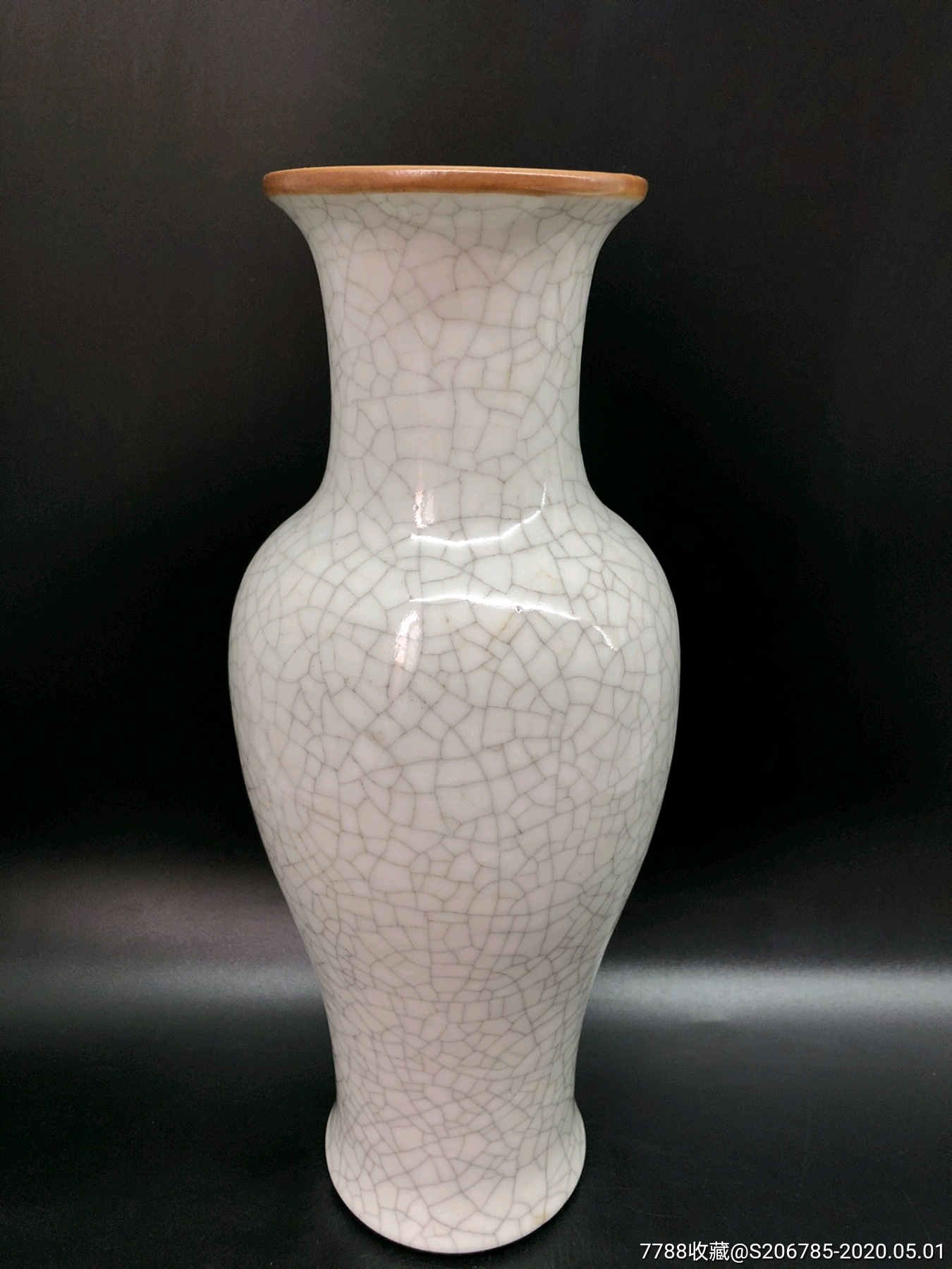 晚清哥釉观音瓶