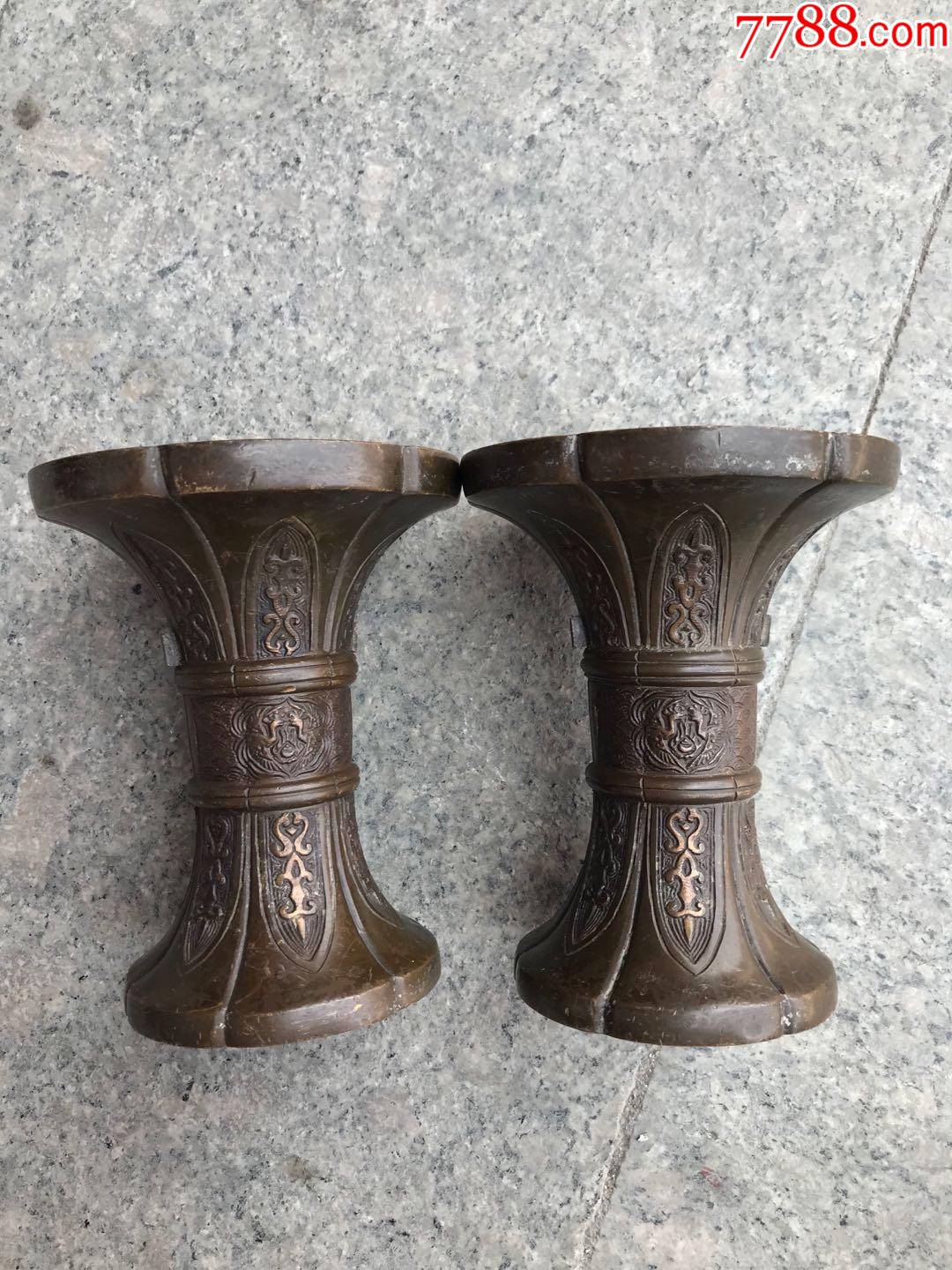 传来铜花觚一对