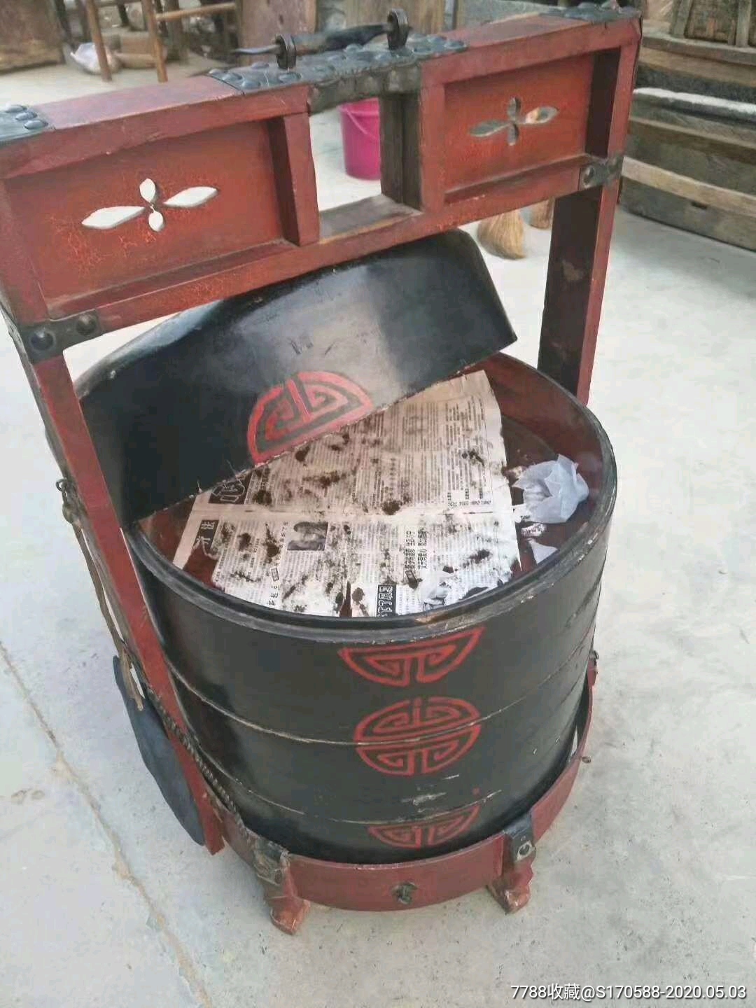 清代二人抬食盒