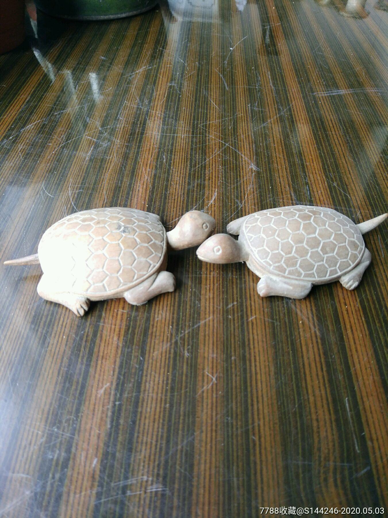 八十年代木雕乌龟一对