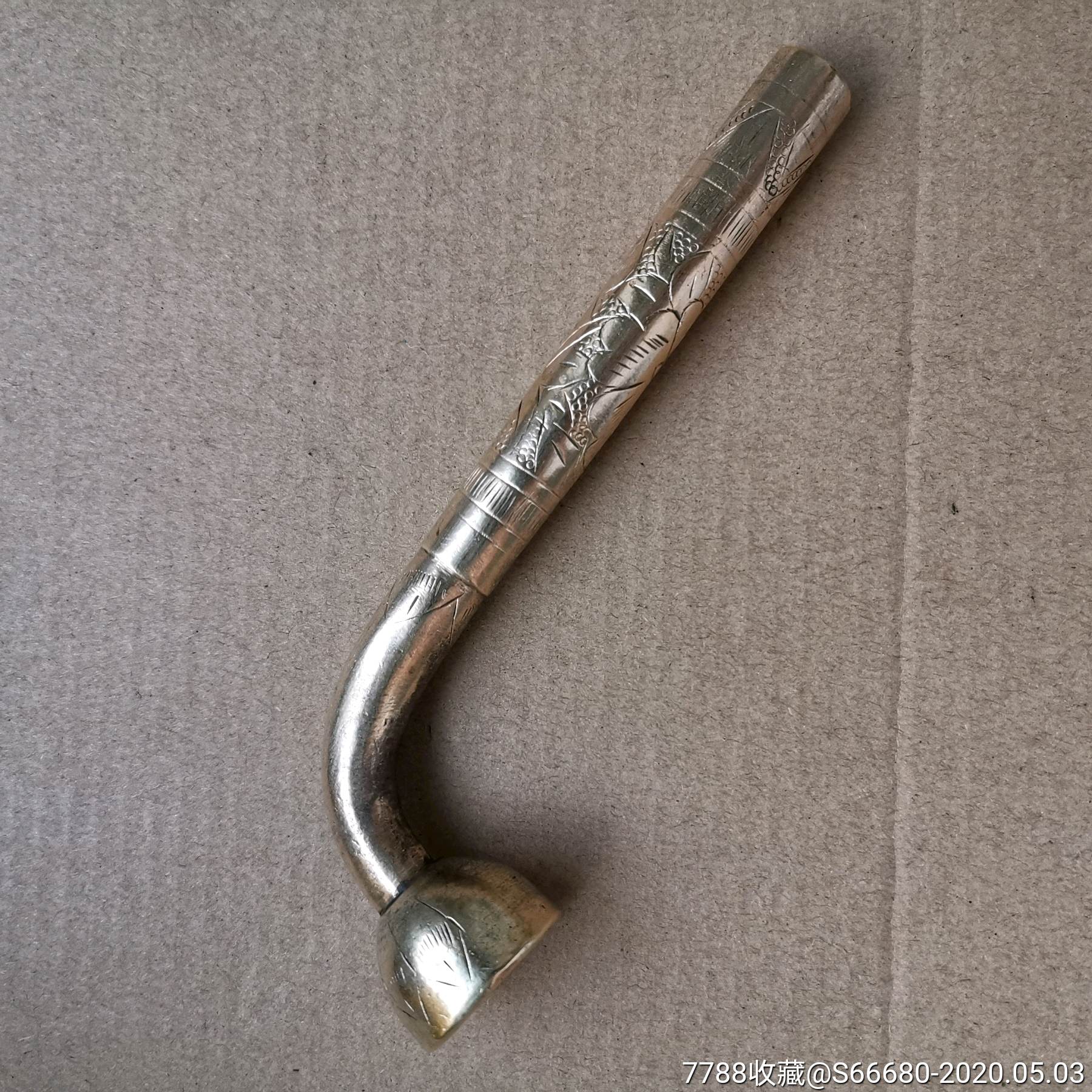 民国刻工精美的老铜烟袋锅