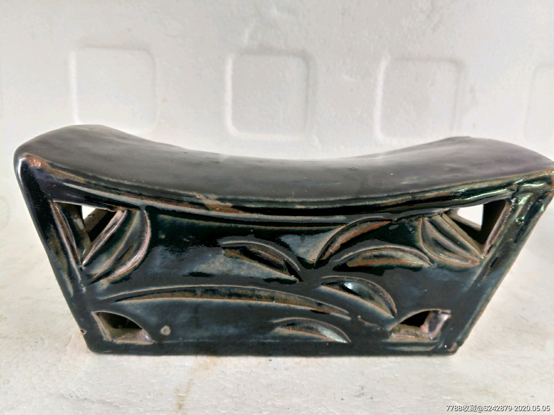 清代黑釉窑变瓷枕