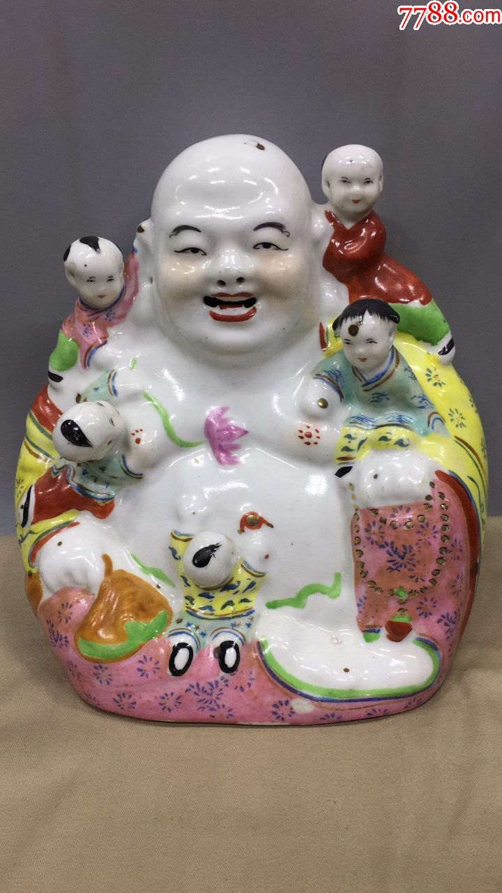 粉彩弥勒佛坐像