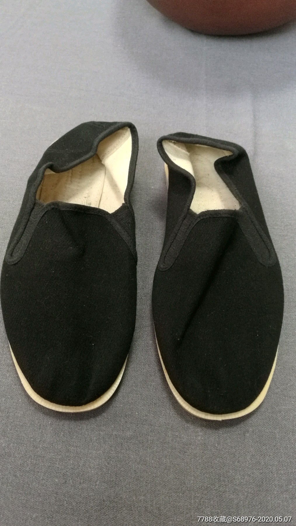 老布鞋,七十年代白塑底35号布鞋,全新未穿过,可用可藏,可做道具