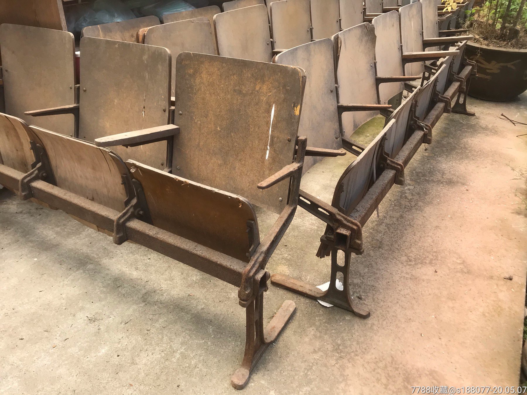 老电影院椅子-电影机/放映机-7788放映机