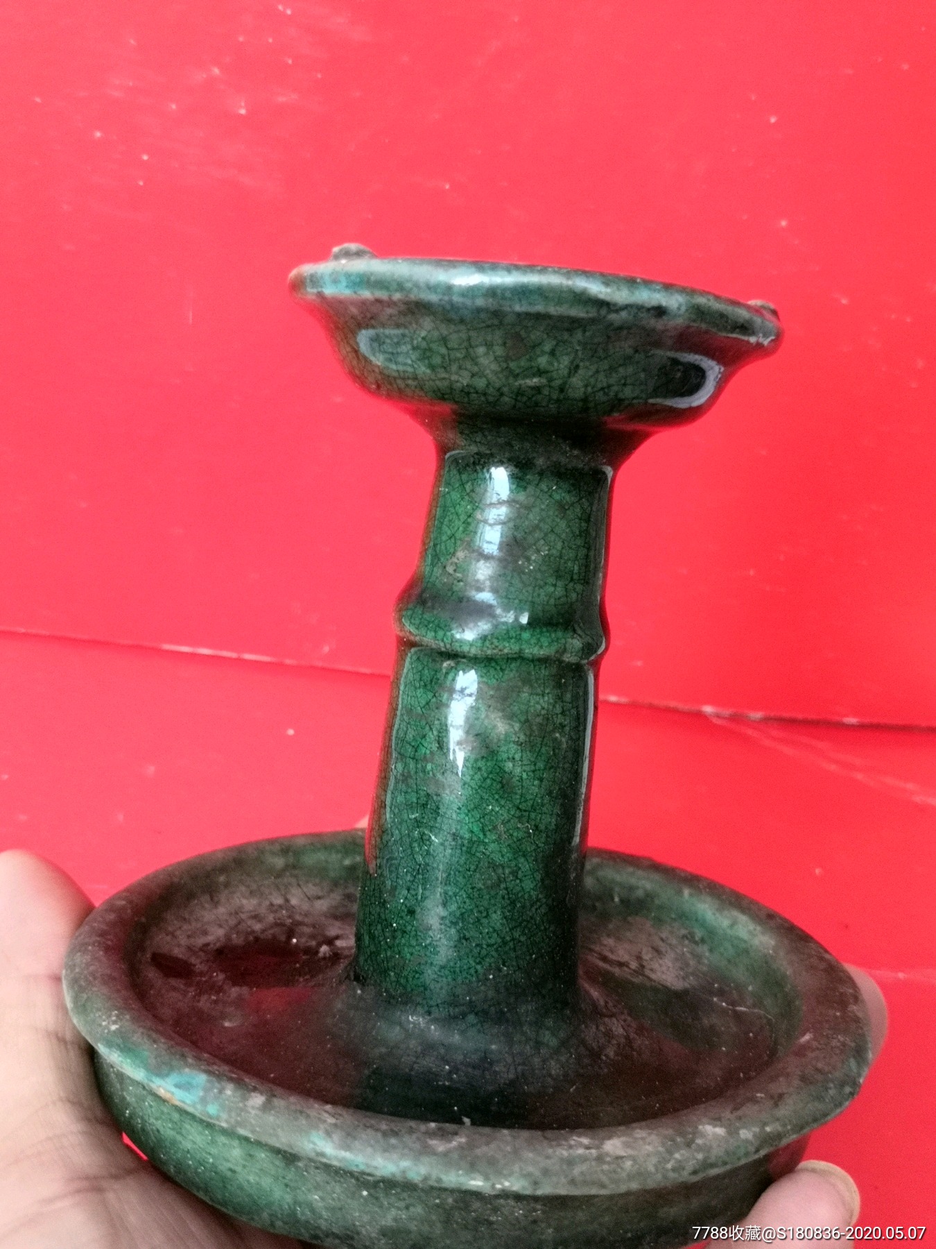 清代石湾绿釉油灯