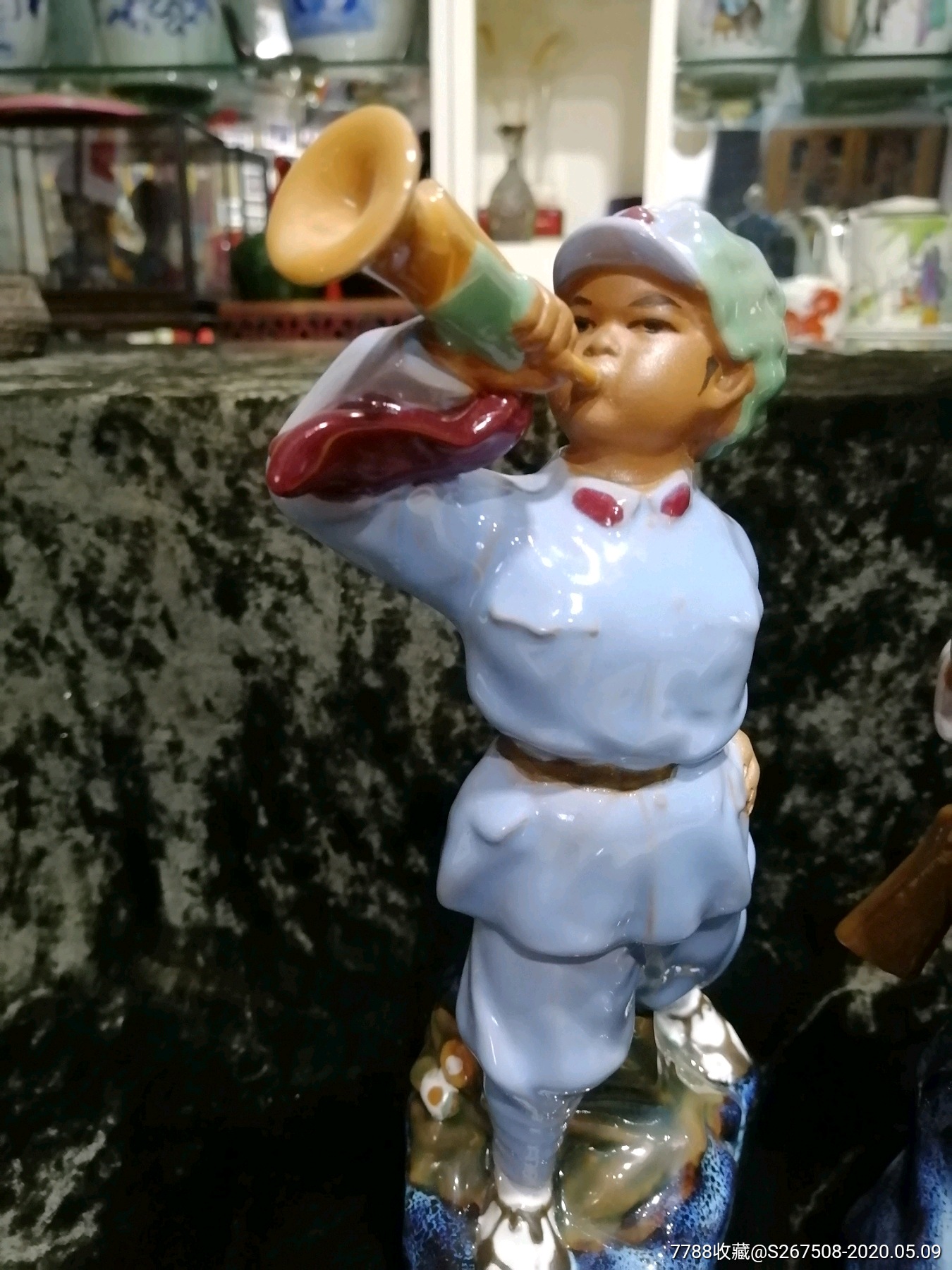 陶瓷人物潘冬子一对