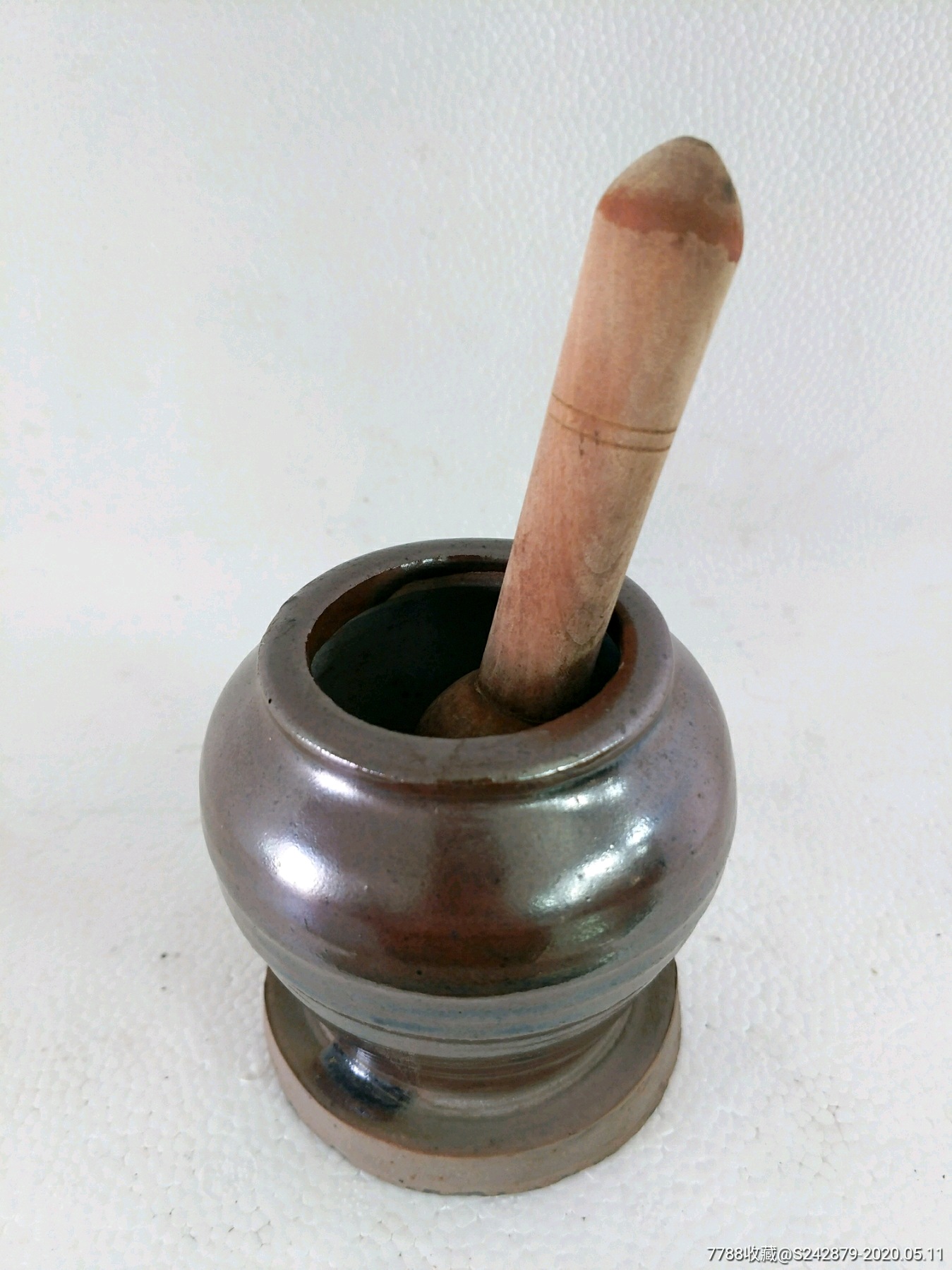 清代酱油瓷药缸