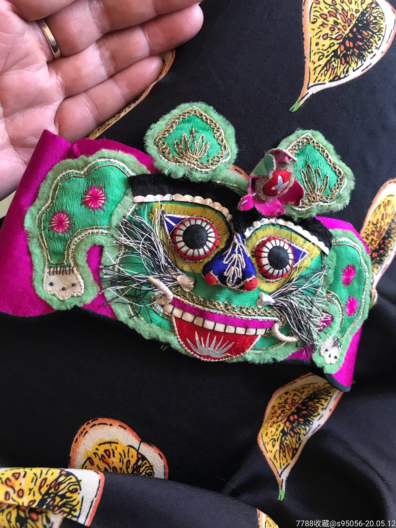 清代绣花狮子帽