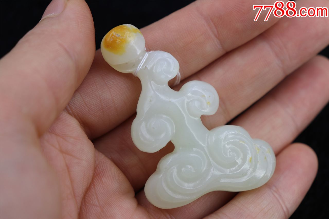 和田玉籽料灵芝挂件