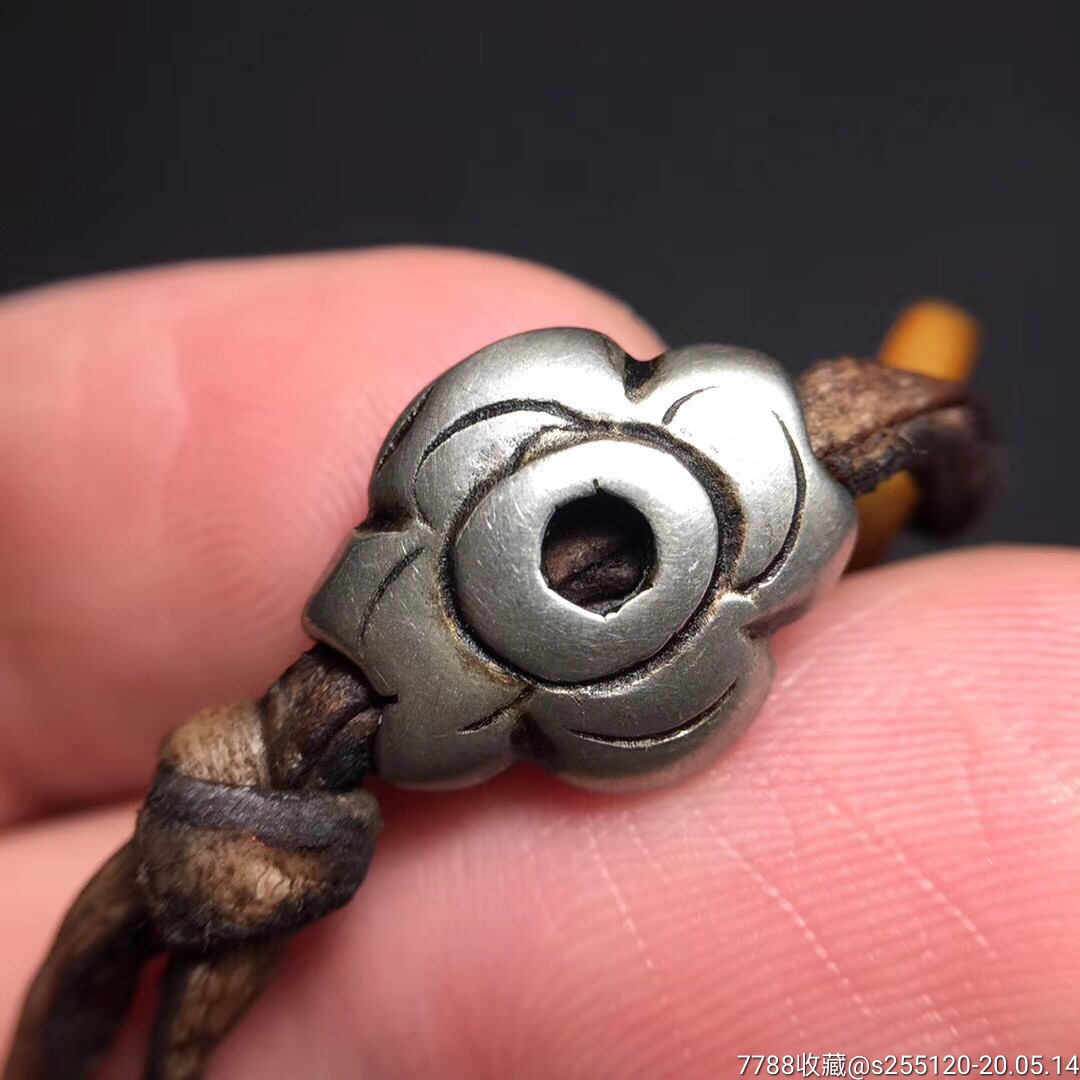 精品藏式文玩配饰背云