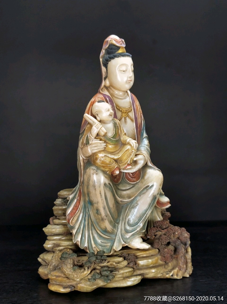 晚清 寿山芙蓉石 送子观音 摆件