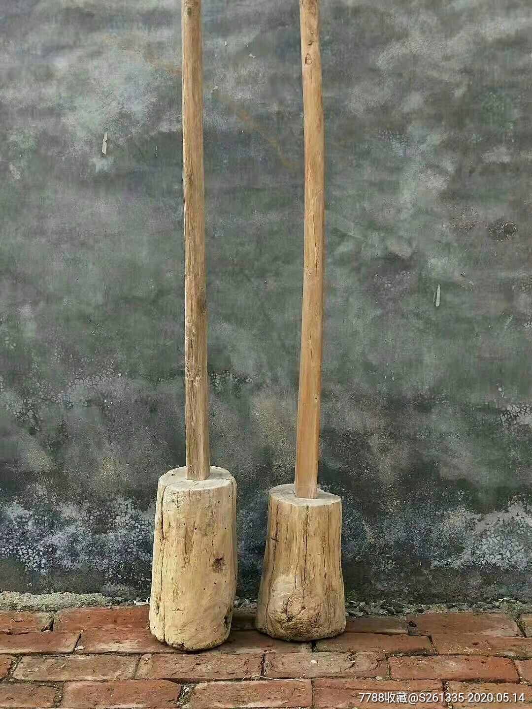 老木夯巩固地基