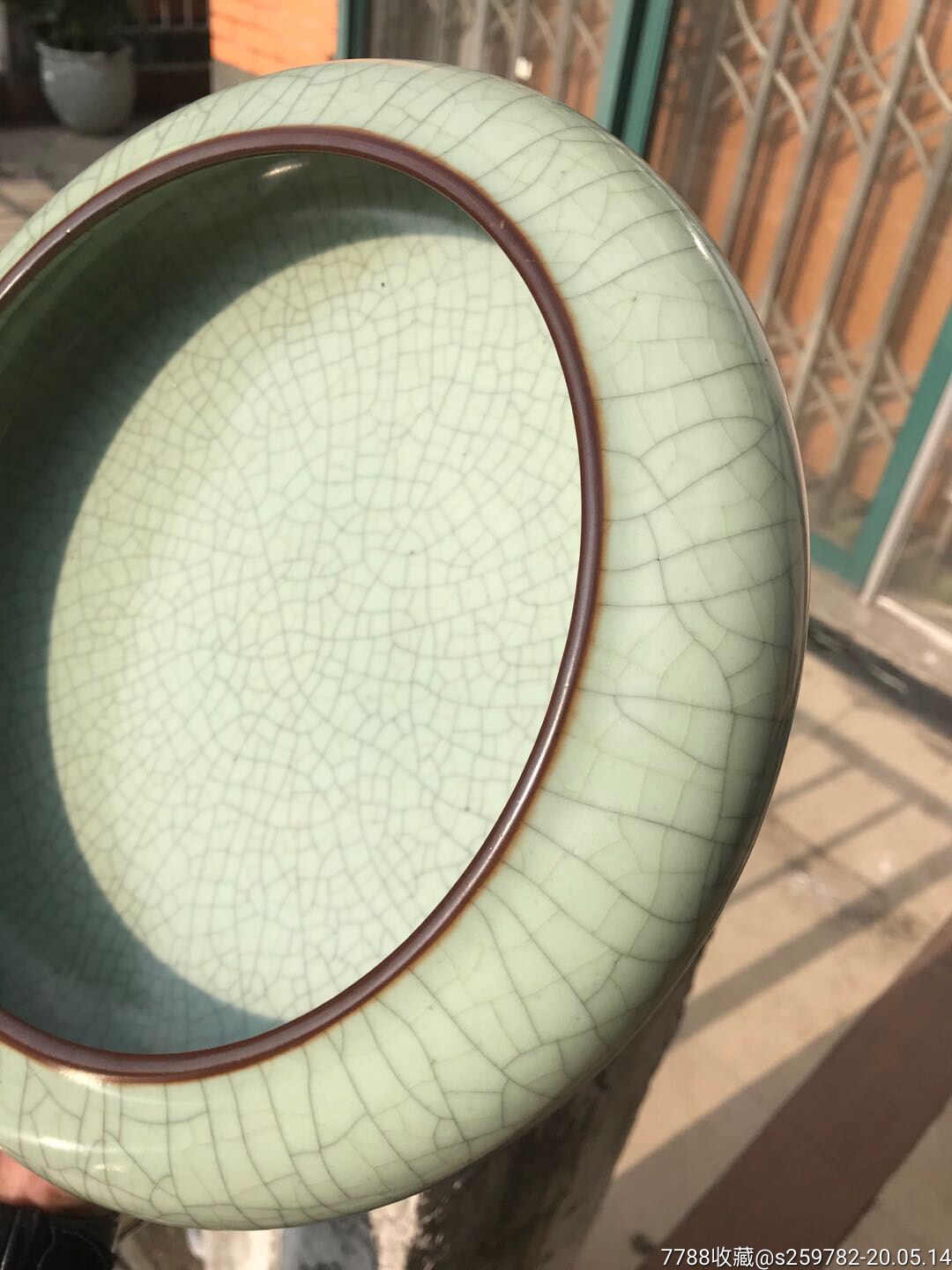 单色釉开片大水洗