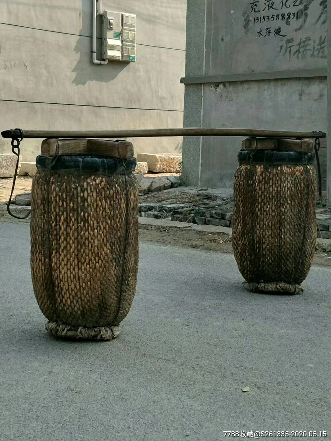 生活用具挑水用的担子民俗精品