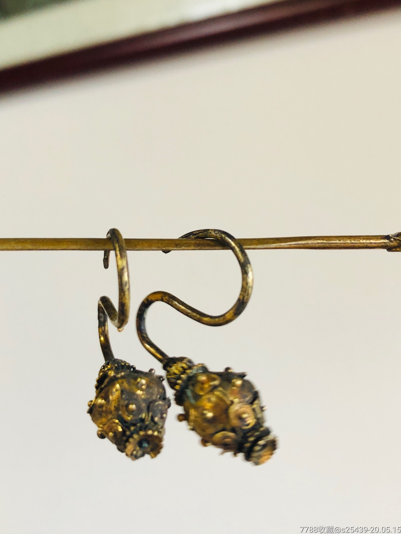 好品明代银鎏金耳环一对