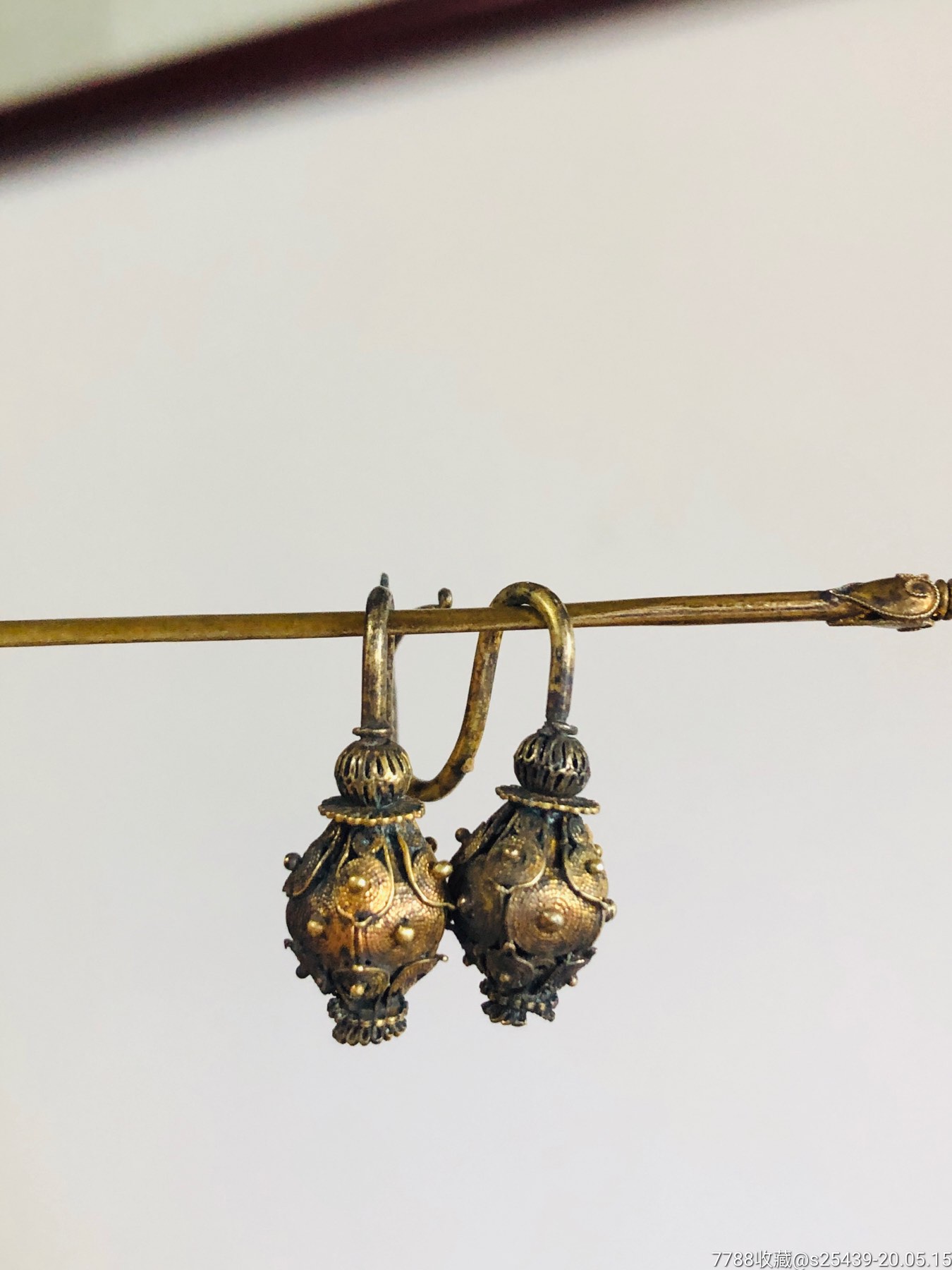 好品明代银鎏金耳环一对