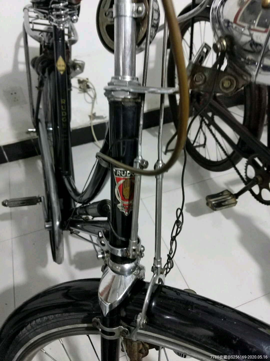  !doctype html>  html lang="en">  head>      meta