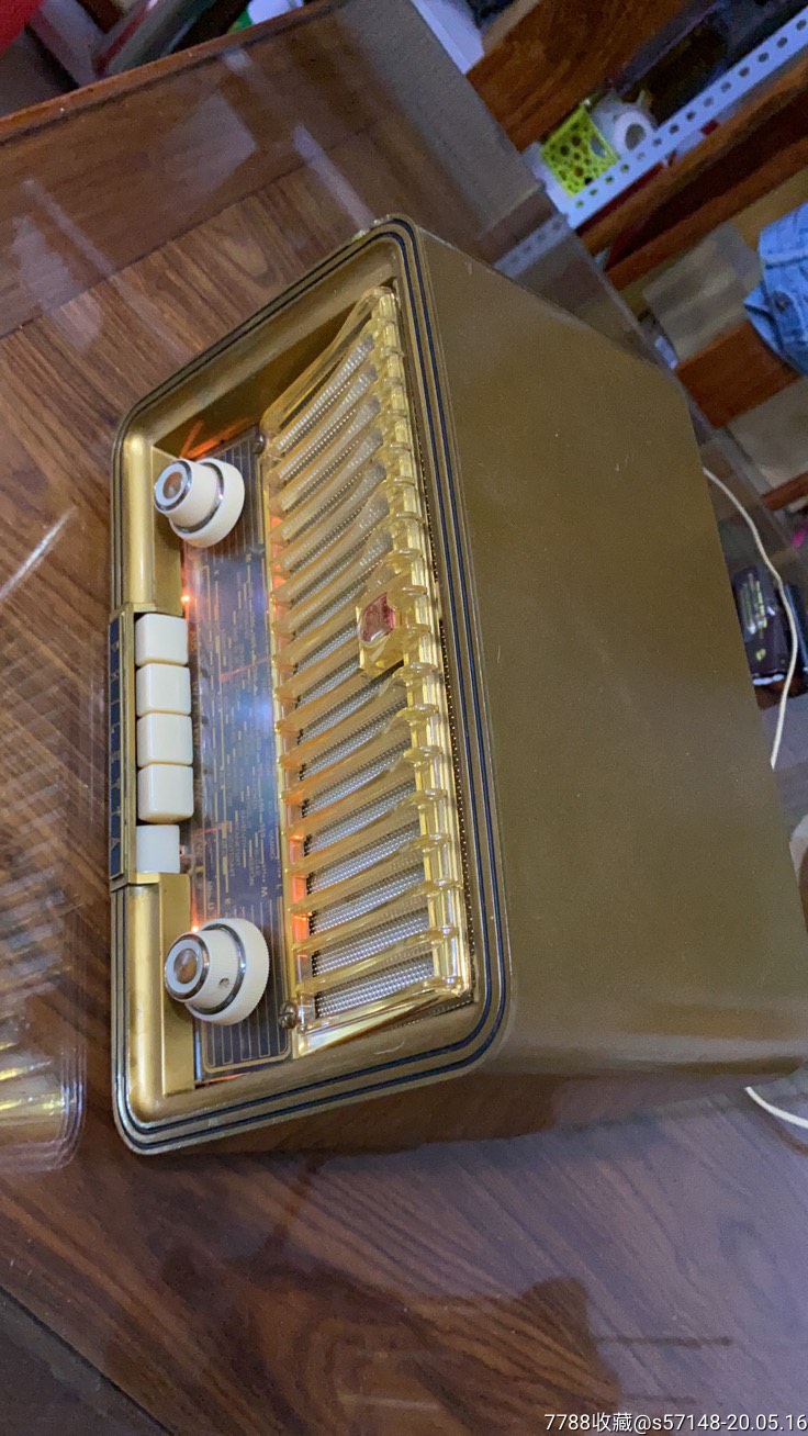 漂亮的飞利浦bd254u金色电子管胶木壳收音机