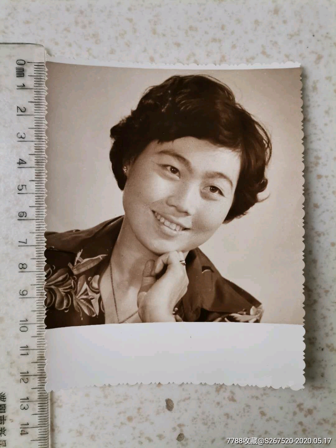 个人照片-价格:5元-se73076344-老照片-零售-7788收藏__收藏热线